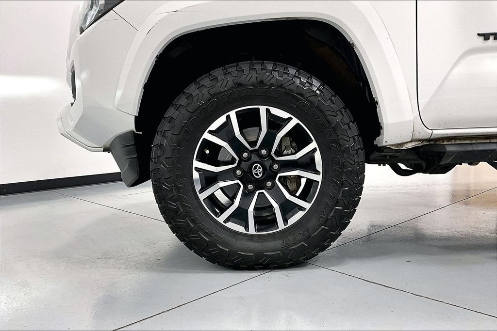 2020 Toyota Tacoma TRD Sport
