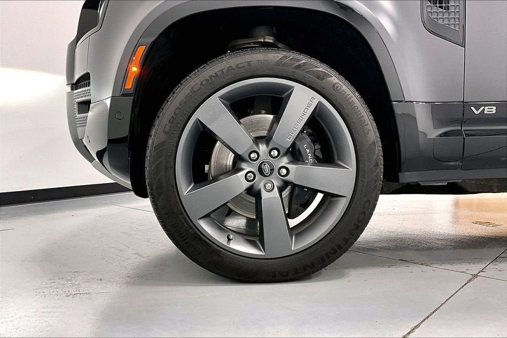 2024 Land Rover Defender Carpathian Edition