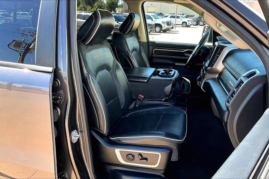 2019 RAM 1500 Laramie Crew Cab 4x4 5'7" Box