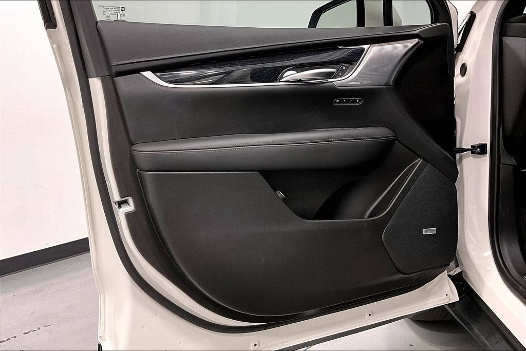 2023 Cadillac XT5 FWD Premium Luxury