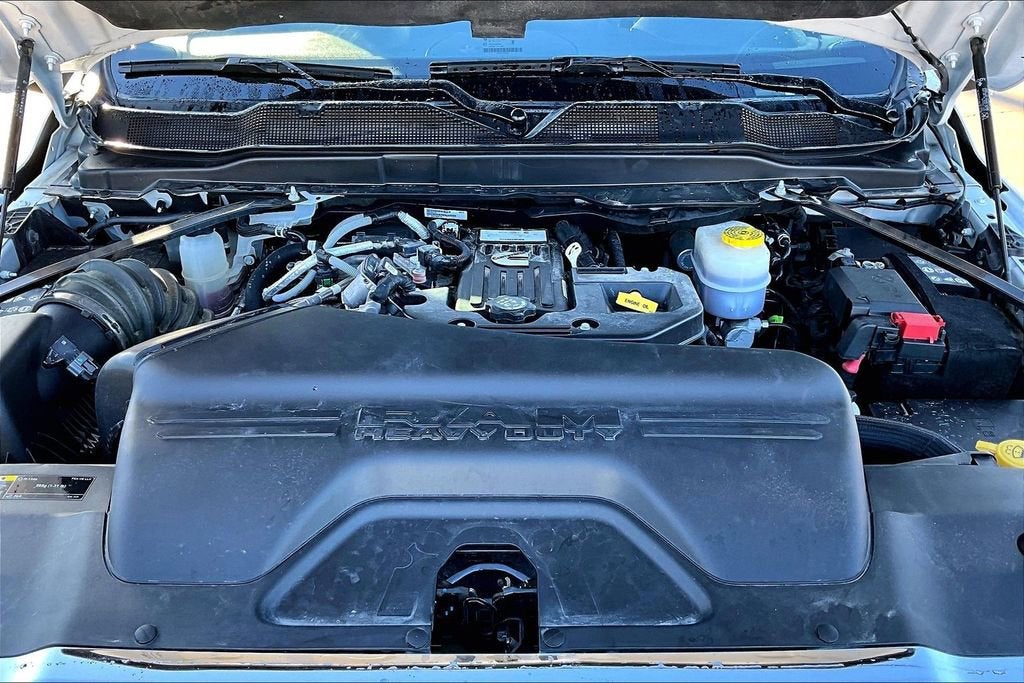 2025 RAM 3500 Tradesman Crew Cab 4x4 8' Box