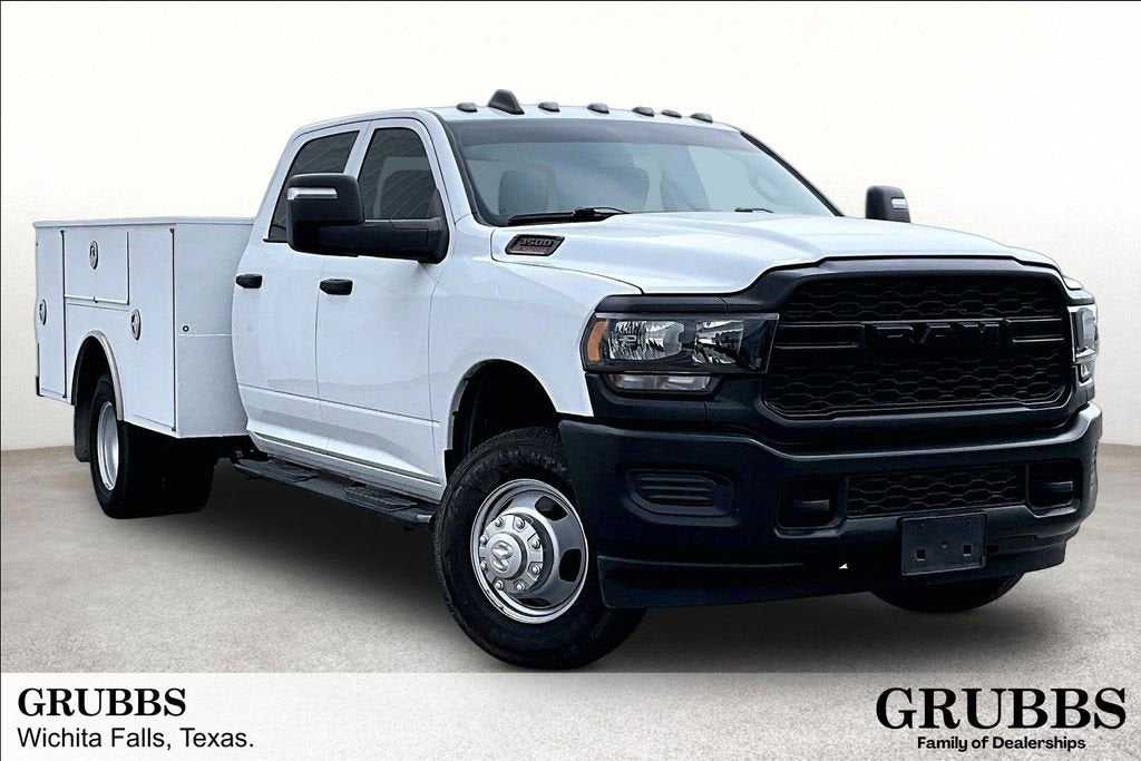 2023 RAM 3500 Chassis Cab Tradesman