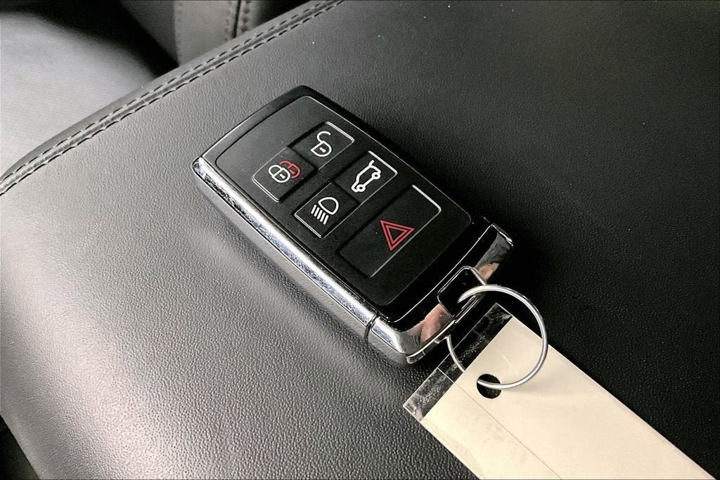 2024 Land Rover Defender Carpathian Edition